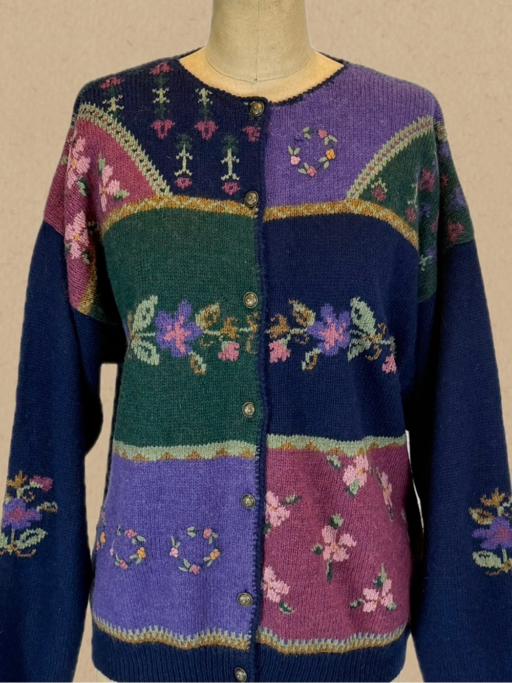 VINTAGE Orvis woodland wool sweater cardigan button front embroidered floral 90s